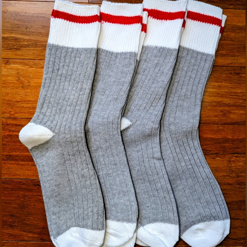 4Pk Brand new Adult one size grey with red stripe socks.